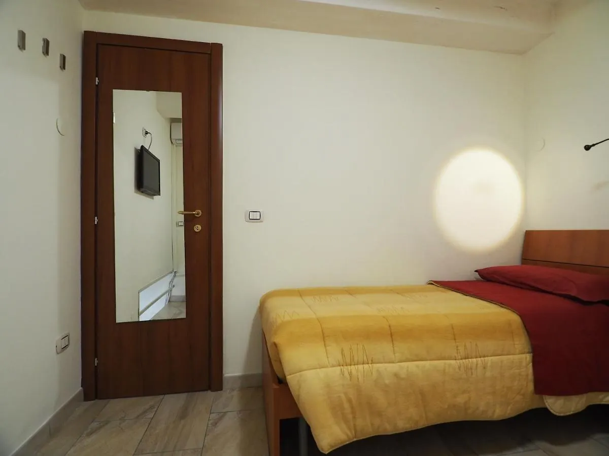 Domus Toledo Apartment Naples